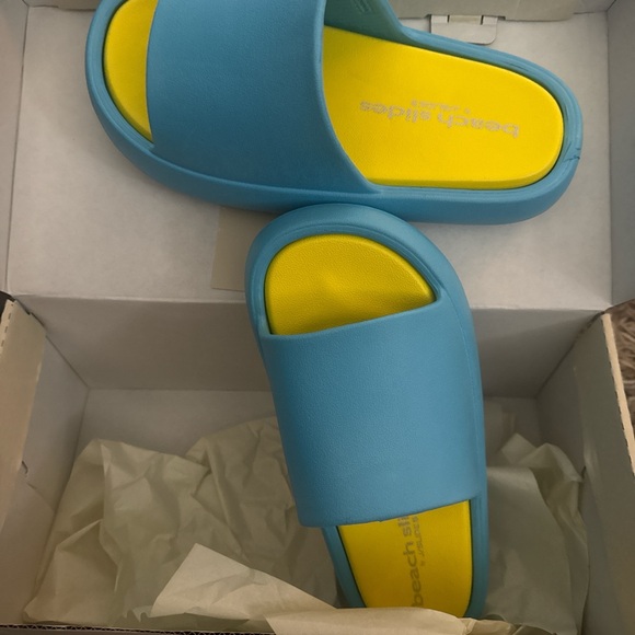 J Slide Blue Slide Sandals - Picture 4 of 4